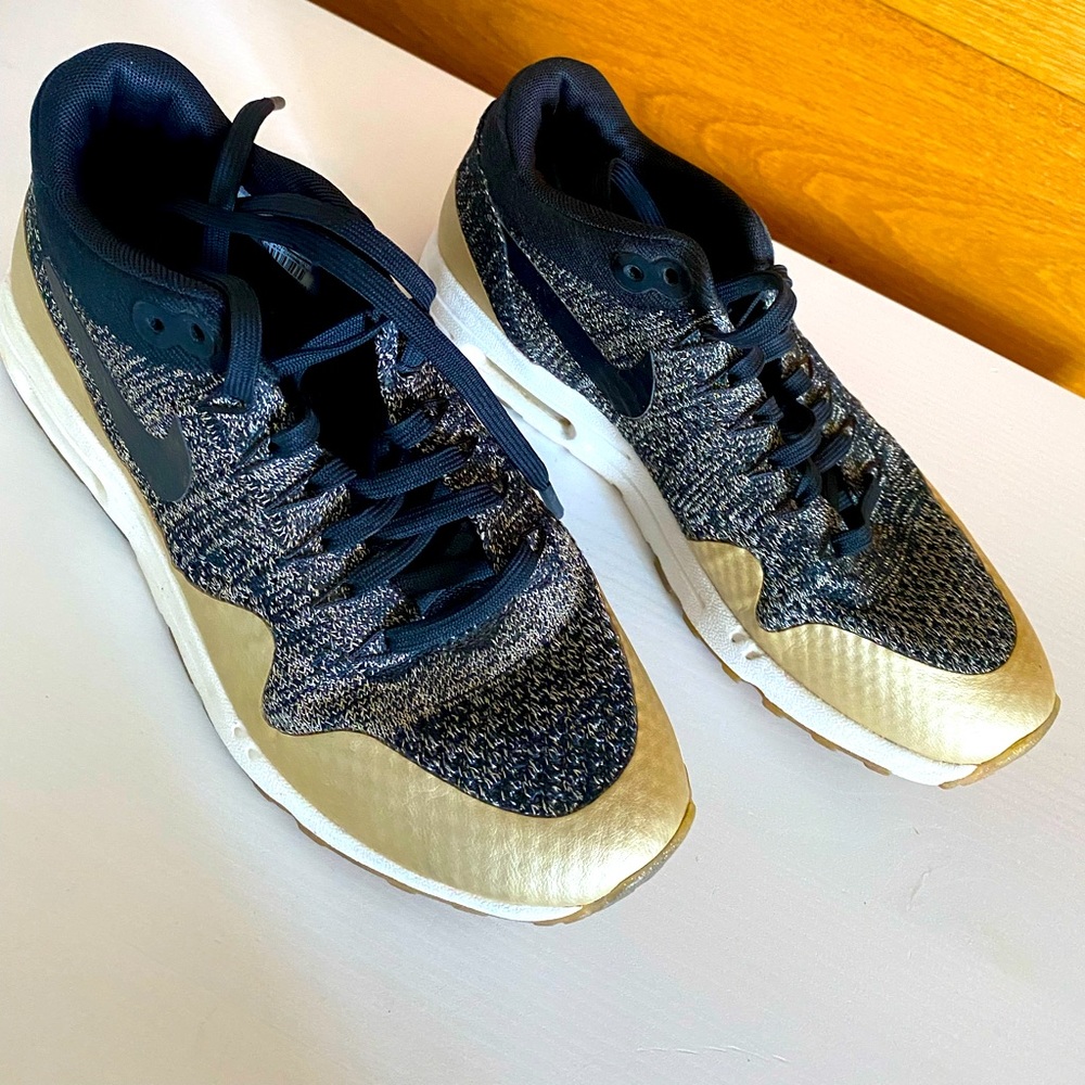 Black and Gold Nike Trainer